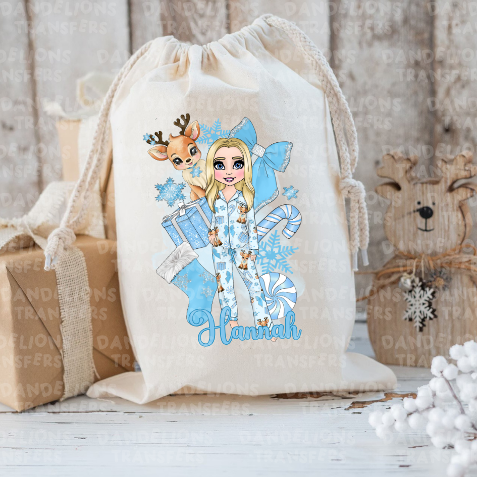 Christmas Dolly #033